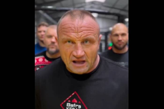 Pudzianowski w nietypowym wydaniu. Tego jeszcze nie grali [WIDEO]