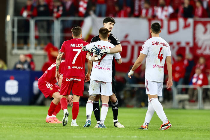 Media: Od Rakowa do znanego hiszpańskiego klubu. Niespodziewana wymiana