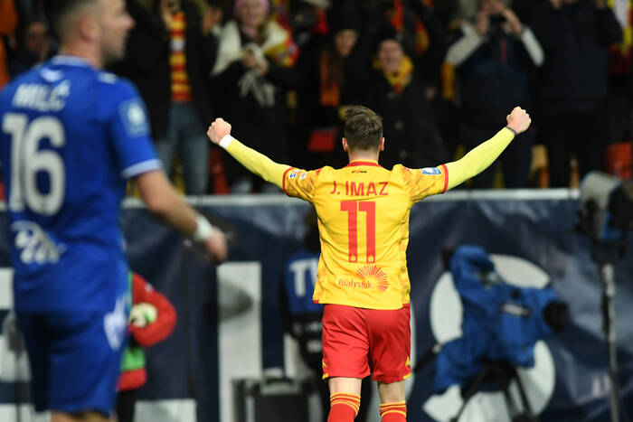 Samobój pogrążył Lecha! Jagiellonia górą w hicie Ekstraklasy [WIDEO]