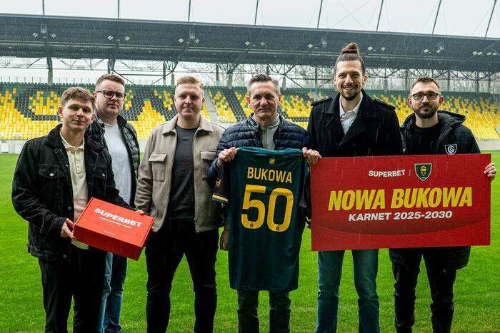 Jego łzy poruszyły całą Polskę. Niezwykły gest GKS Katowice wobec kibica