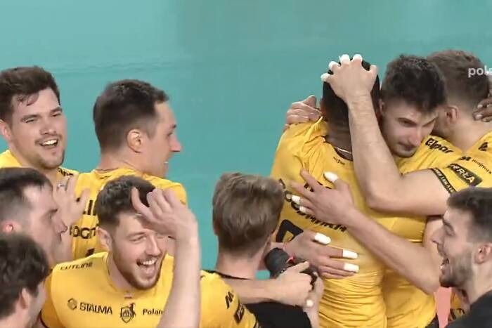 Polski klub wygrał europejskie trofeum! Szalony set wszystko zmienił [WIDEO]