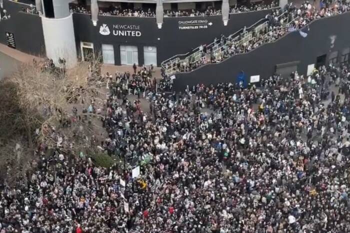 Aż 200 tys. fanów w centrum miasta. Tak świętowali triumf [WIDEO]