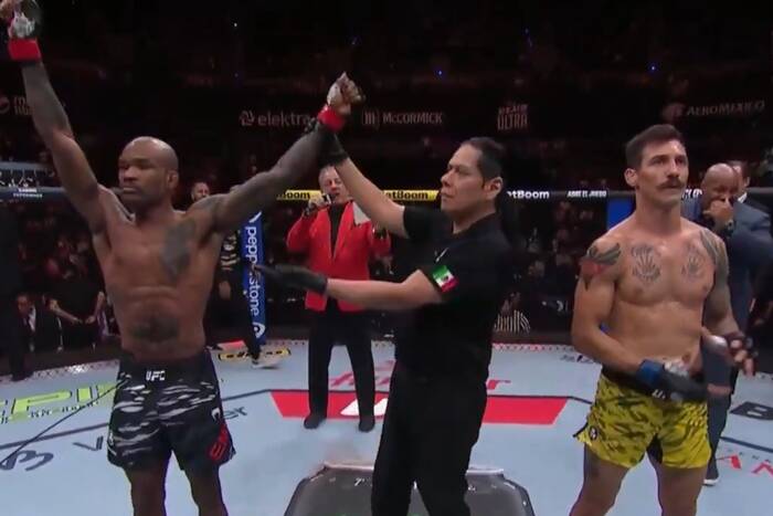 Ależ wtopa w UFC. Ogłosił zwycięstwo pokonanego [WIDEO]