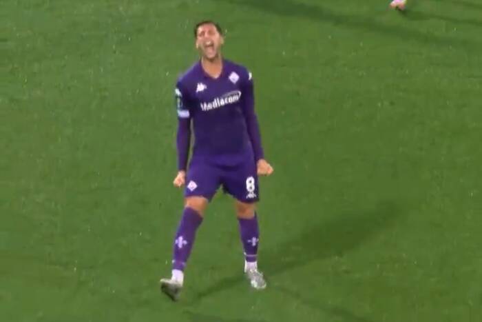Fiorentina drżała o awans. Kopciuszkowi zabrakło niewiele [WIDEO]