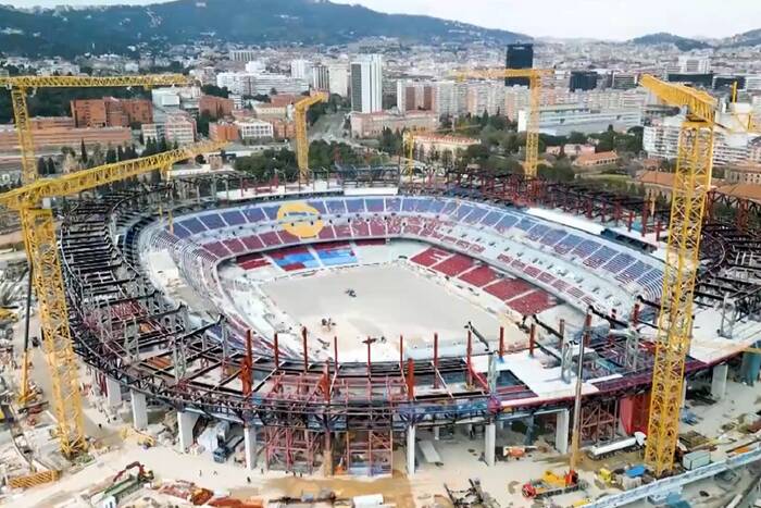 Tak aktualnie wygląda Camp Nou. Barcelona zaprezentowała postępy prac [WIDEO]