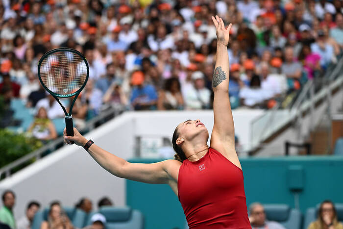 Sabalenka nie do zatrzymania! Pierwsza rakieta świata w finale [WIDEO]