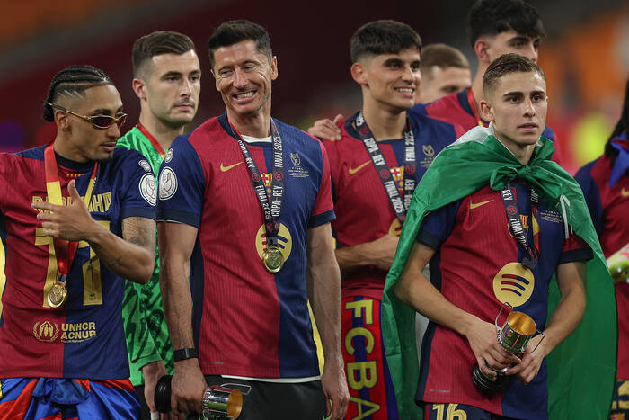 Przemiana gracza Barcelony przed hitem LM. Upodobnił się do Ronaldinho [ZDJĘCIE]