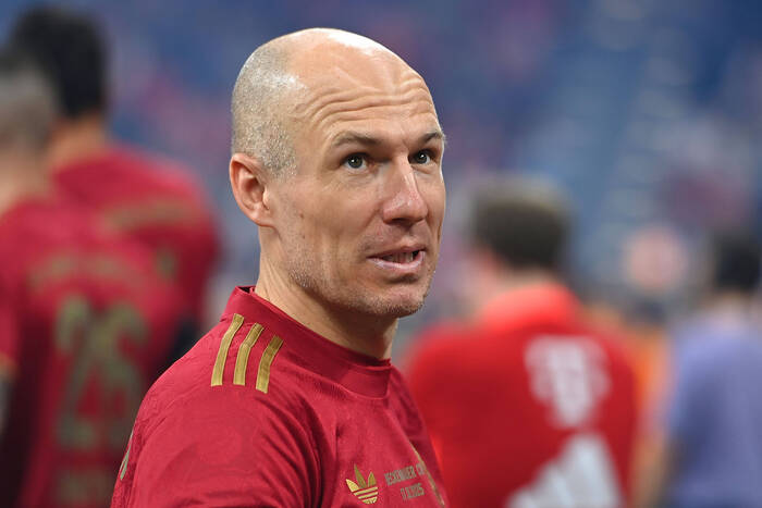 Robben wraca do futbolu. Dostał nową pracę