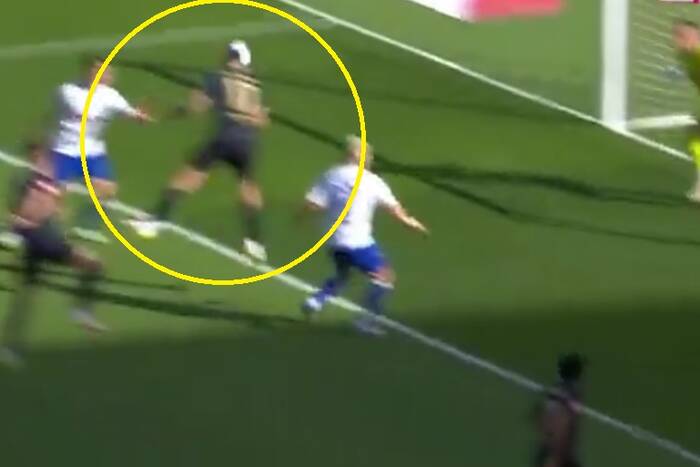 Były ekstraklasowicz strzelił gola w zwycięskich derbach. Walczy o tytuł króla strzelców [WIDEO]