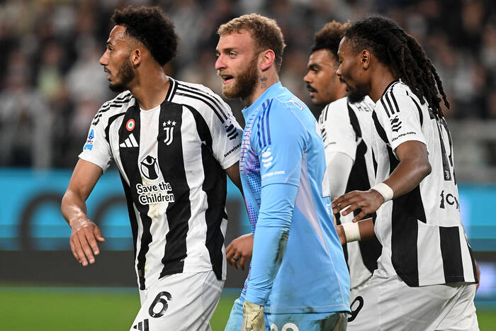 Letni transfer Juventusu. "Stara Dama" wykupi obrońcę