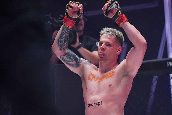 Co za występ "Taazy'ego" na Prime MMA! Walczył z 12 rywalami Co za występ "Taazy'ego" na Prime MMA! Walczył z 12 rywalami