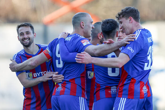 Znamy dwóch beniaminków Betclic 1 Ligi. Wszystko z powodu wyniku Wieczystej Znamy dwóch beniaminków Betclic 1 Ligi. Wszystko z powodu wyniku Wieczystej