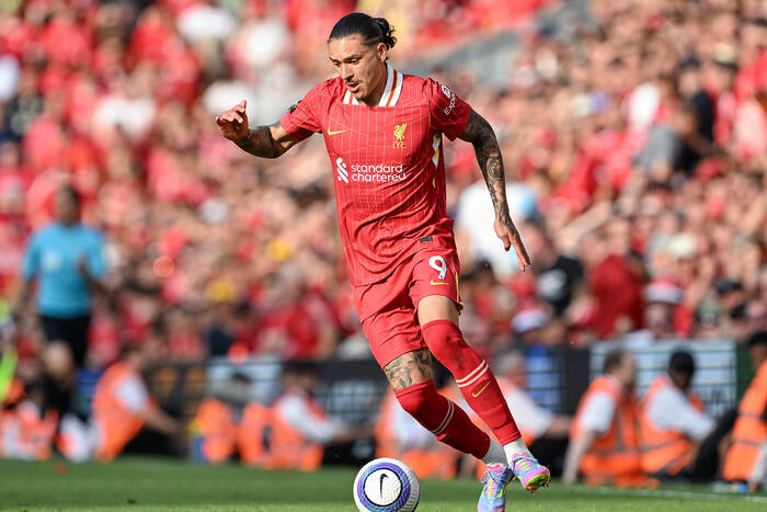 Szejkowie naciskają. Chcą piłkarzy Liverpoolu
