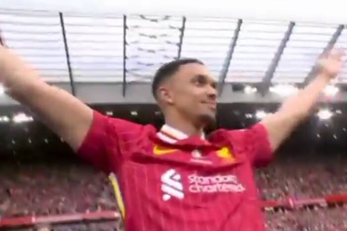 Piękne pożegnanie gwiazdy na fecie Liverpoolu. Klopp zareagował [WIDEO]