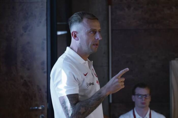 "Wy macie ciągnąć tę reprezentację". Grosicki powiedział wprost [WIDEO]