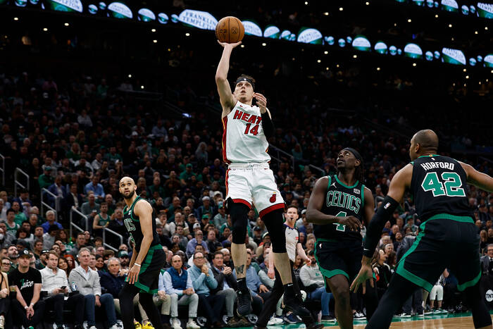 Koszykarz NBA nie wierzy w... historię. Ręce opadają [WIDEO]