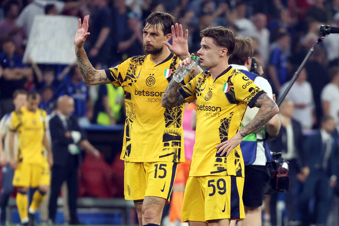 Zawodnik Interu starł się z fanem PSG. "Odbije mi i cię zleję" [WIDEO]