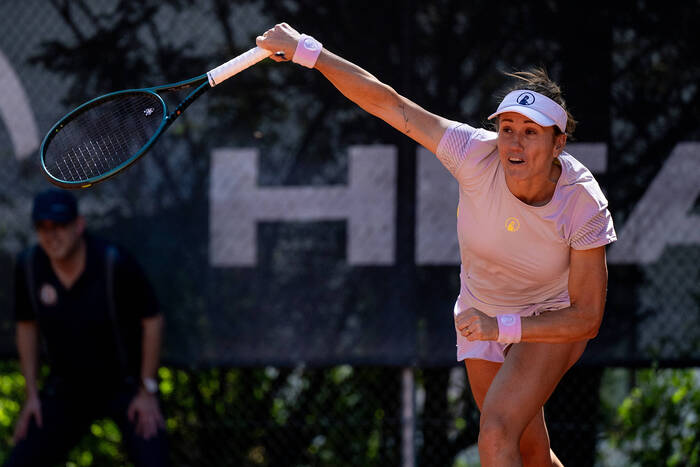 Polka o krok od Wimbledonu. Został jeden mecz