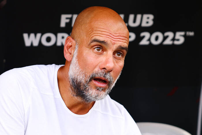 Guardiola spotkał się ze "specjalnym gościem". Nie uwierzycie, z kim [ZDJĘCIA]