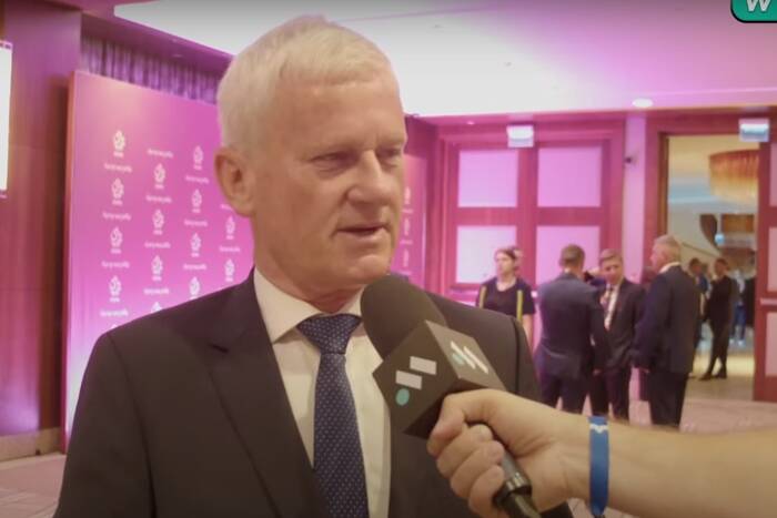 Listkiewicz dla Meczyki.pl. Zdecydowany głos ws. selekcjonera. "Znam się na ludziach" Listkiewicz dla Meczyki.pl. Zdecydowany głos ws. selekcjonera. "Znam się na ludziach"