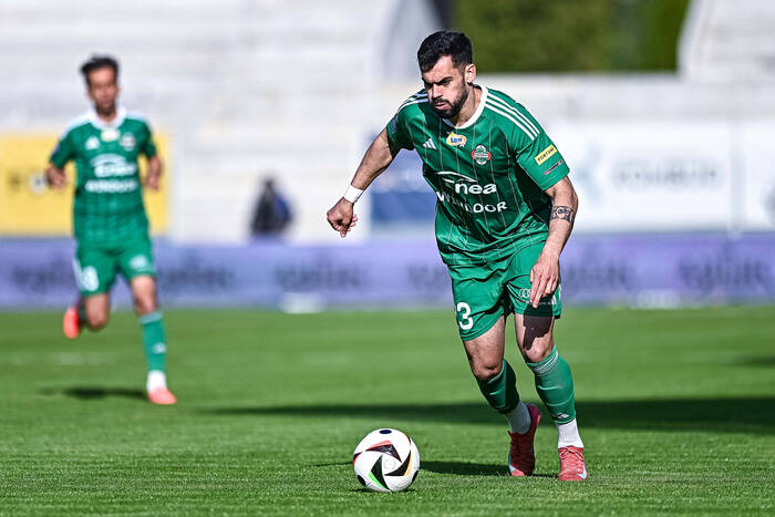 UEFA zawiesi piłkarza Radomiaka?! Nowe wieści ws. afery transferowej UEFA zawiesi piłkarza Radomiaka?! Nowe wieści ws. afery transferowej
