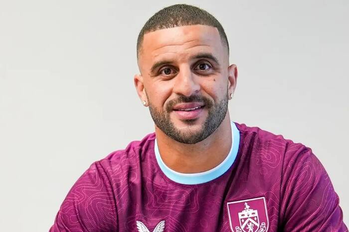 Manchester City sprzedał obrońcę. To już oficjalne Manchester City sprzedał obrońcę. To już oficjalne
