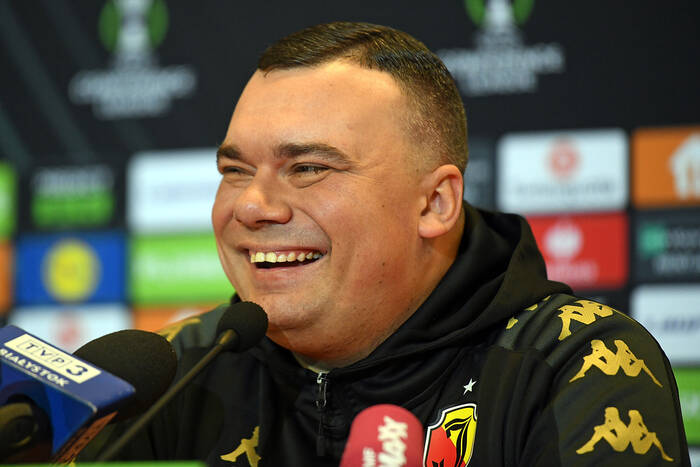 Rewolucja w Jagiellonii, ruszyła na imponujące zakupy. Siemieniec już chwali potencjalną gwiazdę Rewolucja w Jagiellonii, ruszyła na imponujące zakupy. Siemieniec już chwali potencjalną gwiazdę