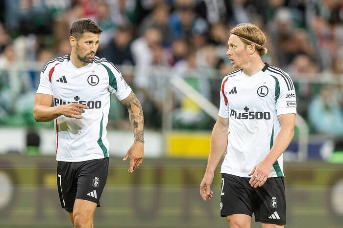 Legia wygrała w debiucie Iordanescu. Ta zaliczka może nie wystarczyć do awansu [WIDEO]