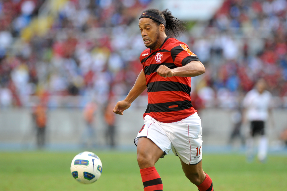 Ronaldinho nie kończy kariery