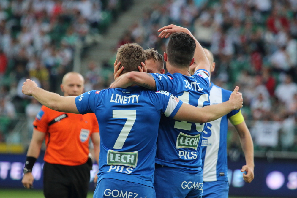 Lech lepszy od Legii w Warszawie!