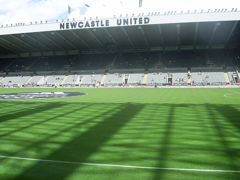 Newcastle kupuje obrońcę
