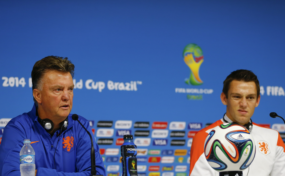 Van Gaal: Chcę kupić wielu piłkarzy