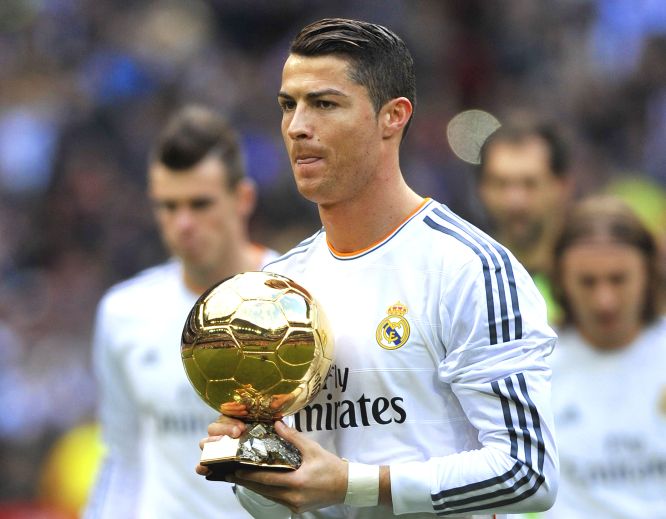 Goal.com: Messi czy Ronaldo? Kto prowadzi w wyścigu po Złotą Piłkę?