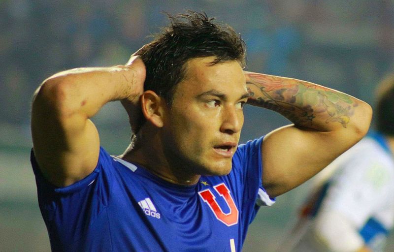 Aranguiz w Leverkusen za rekordową sumę?