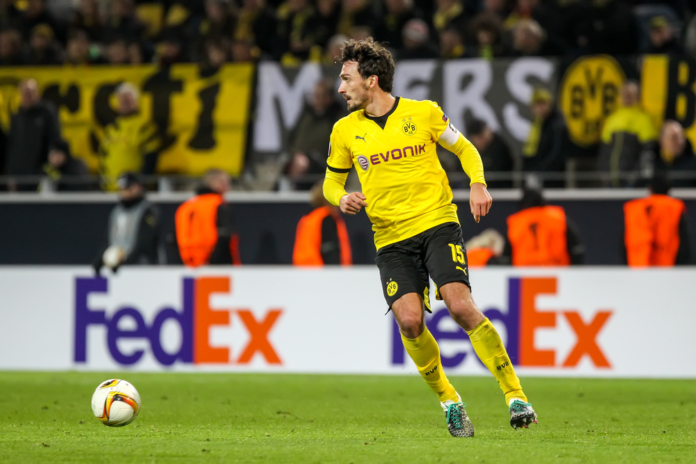 Mats Hummels ma problemy z udem