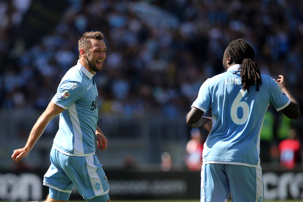 Stefan de Vrij przedłuży kontrakt z Lazio