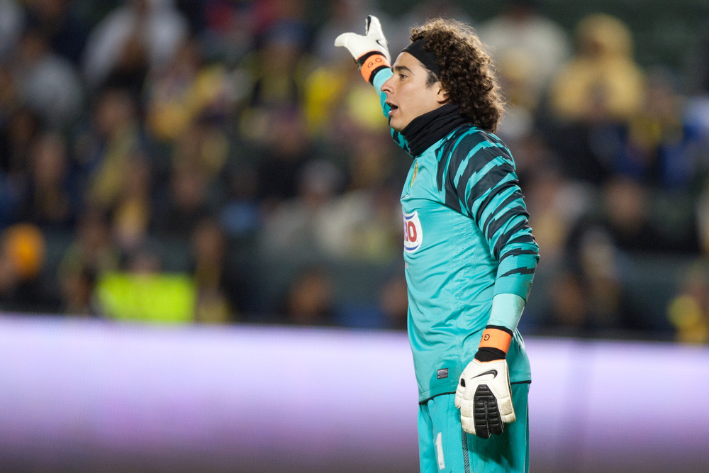 Guillermo Ochoa chce zostać w La Liga