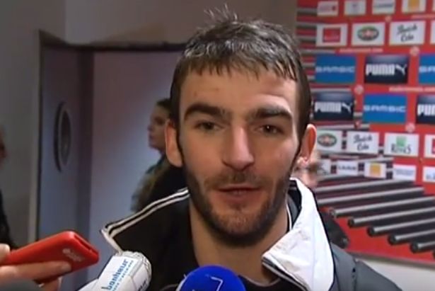 30-letni obrońca przedłużył umowę z EA Guingamp