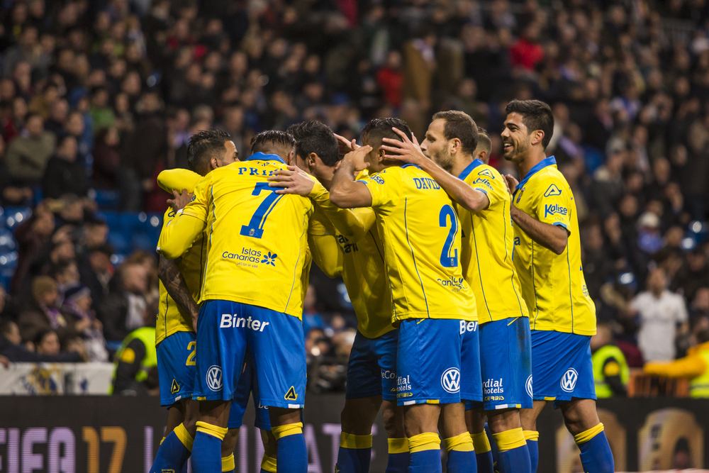 Hiszpański obrońca rok dłużej z UD Las Palmas