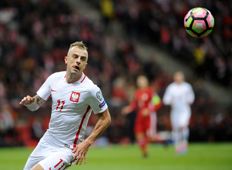Grosicki: Wszyscy pracują, a strzela i tak Robert