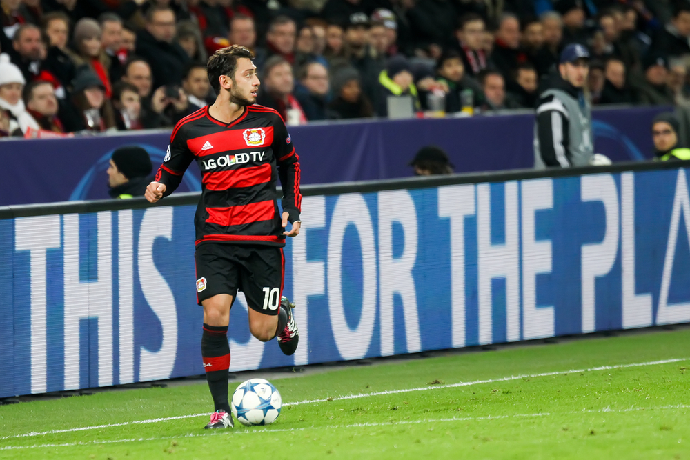 AC Milan bliski pozyskania Hakana Calhanoglu