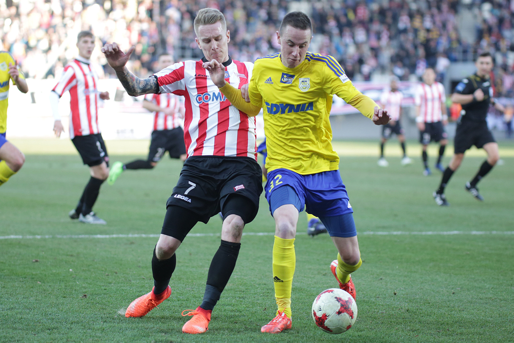 Arka Gdynia wypożyczyła 23-letniego obrońcę