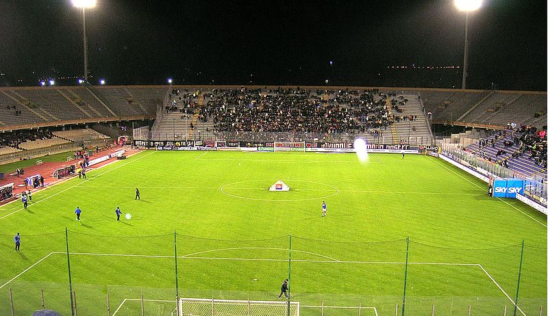 20-letni pomocnik na dłużej w Cagliari Calcio