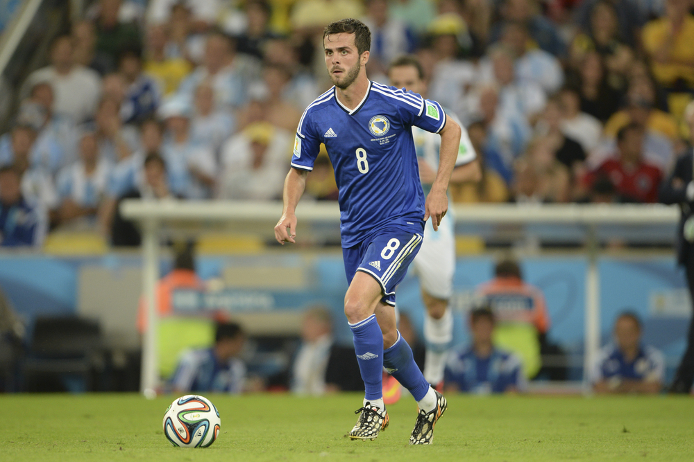 Miralem Pjanić "pierwszym wyborem" Realu?