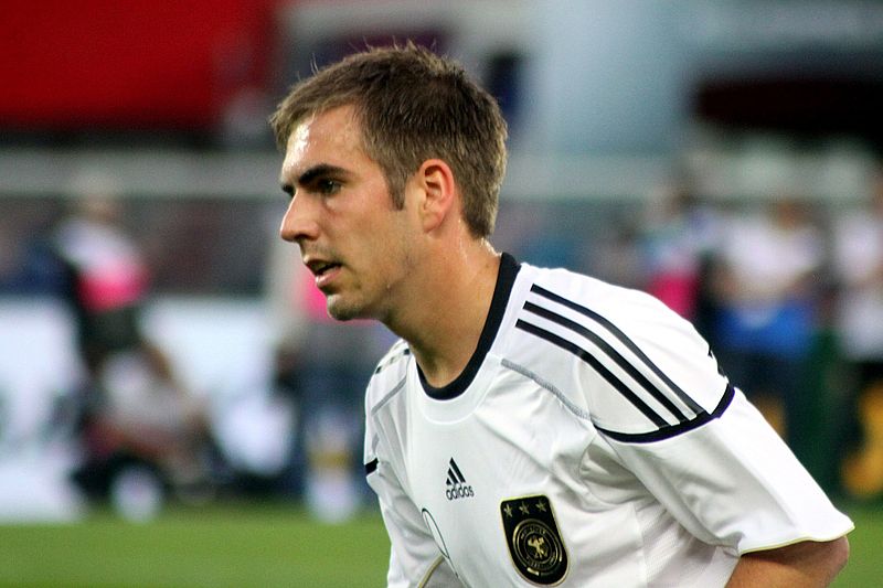 Lahm wróci do obrony?