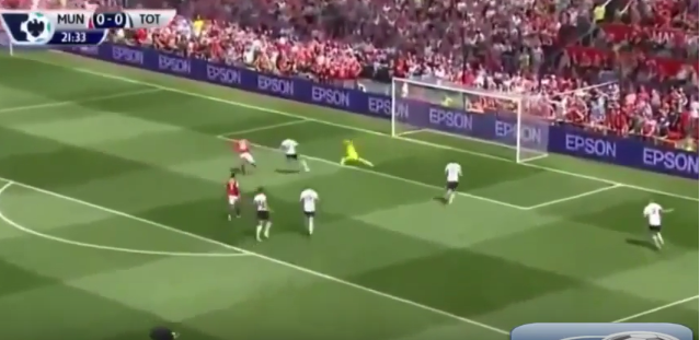 Udany start MU. Samobój na urodziny van Gaala [video]