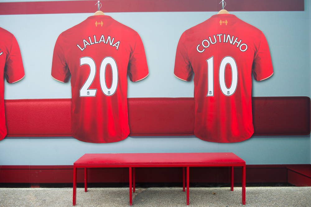 Liverpool wygrywa, piękny gol Coutinho [video]