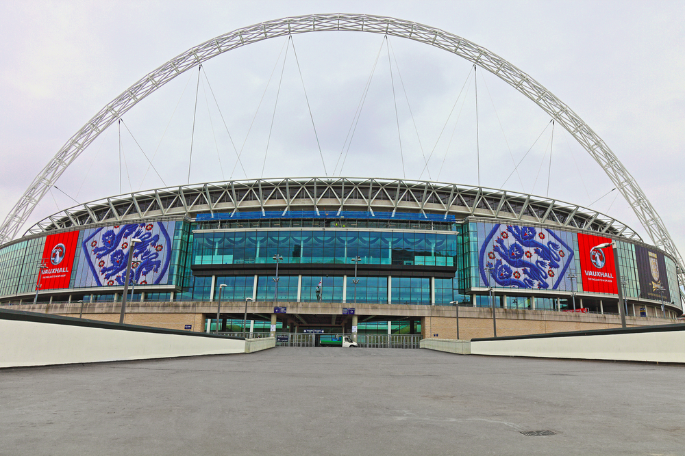 Chelsea i Tottenham czeka przeprowadzka