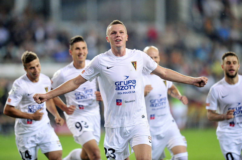 Pogoń wiceliderem! Niesamowity gol Fojuta [video]
