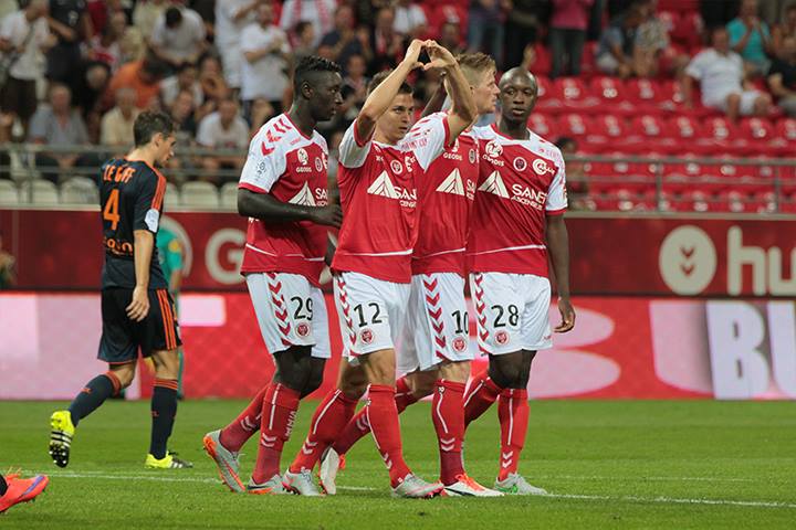 Reims wygrywa i wskakuje na podium